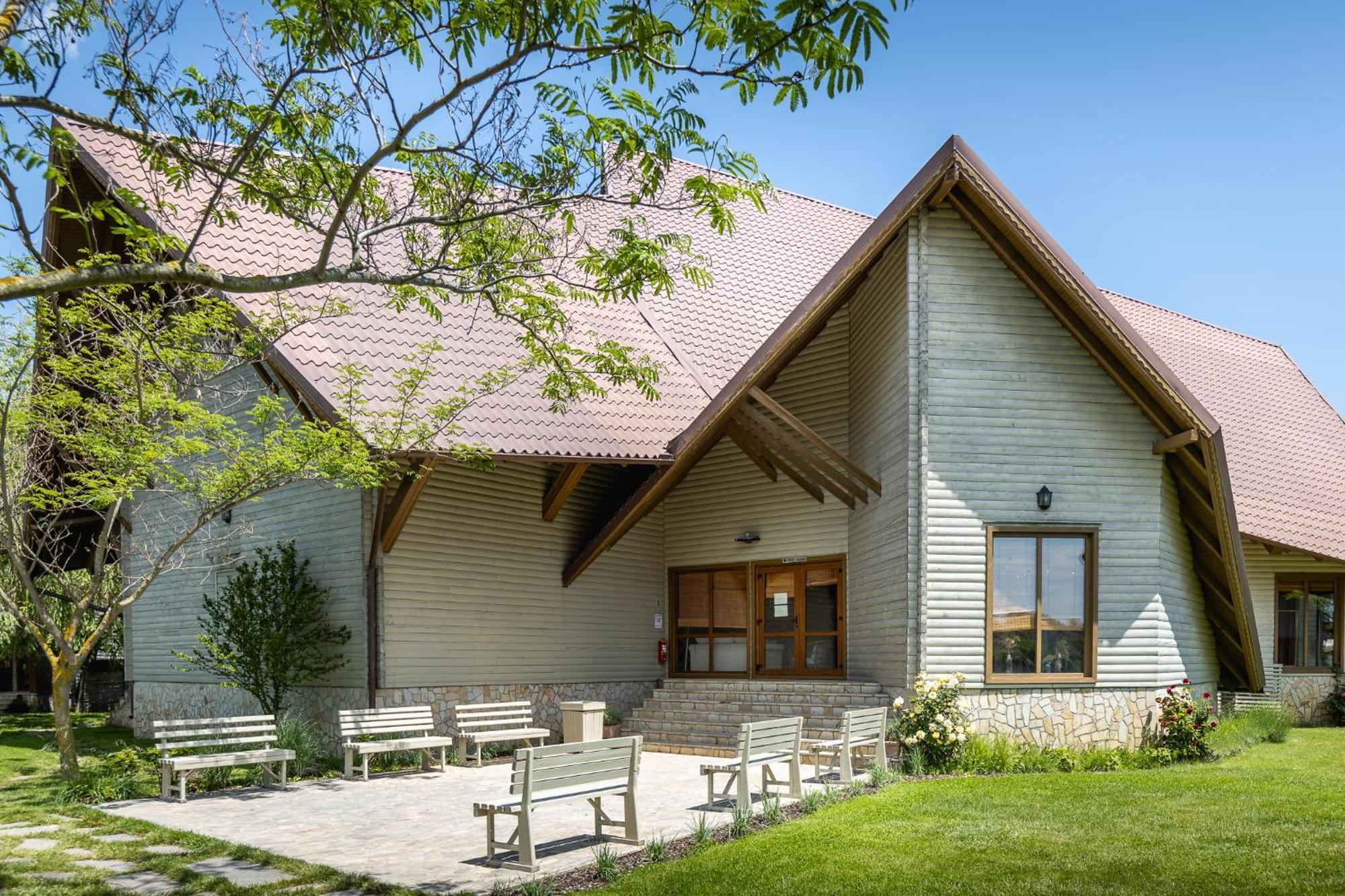 Green Village Resort Sfântu Gheorghe Exterior foto